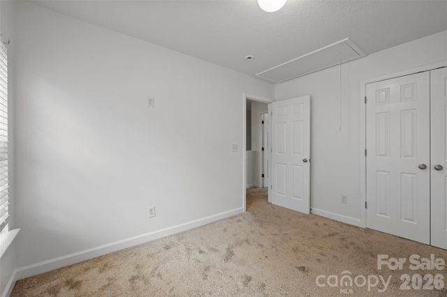 6618 Wicked Oak Lane, Charlotte, NC 28216