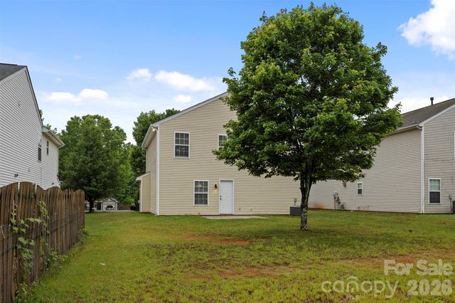 6618 Wicked Oak Lane, Charlotte, NC 28216