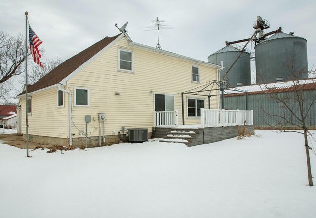 121 E Vine Street, Clarksville, IA 50619