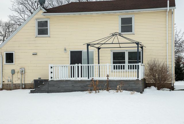 121 E Vine Street, Clarksville, IA 50619