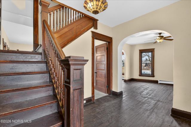 1661 Oak Street, Toledo, OH 43605