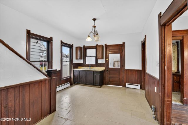 1661 Oak Street, Toledo, OH 43605