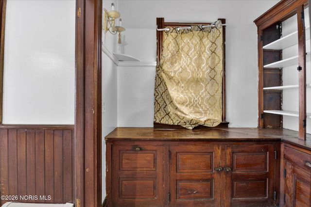 1661 Oak Street, Toledo, OH 43605