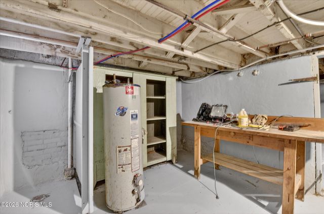 1661 Oak Street, Toledo, OH 43605