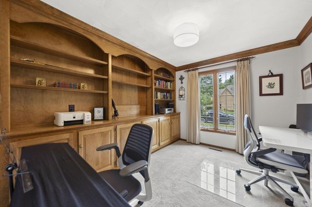 1235 Crooked Tree Court, Westerville, OH 43081