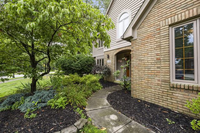 1235 Crooked Tree Court, Westerville, OH 43081