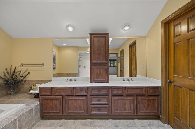 1235 Crooked Tree Court, Westerville, OH 43081