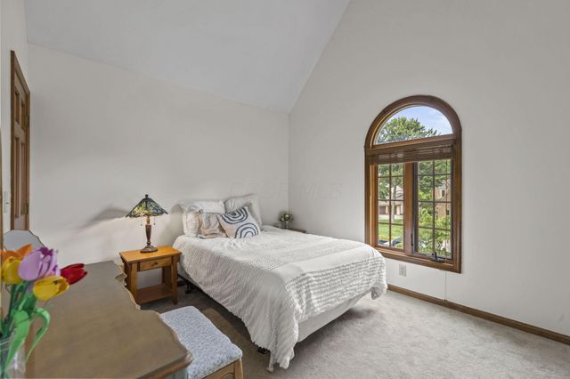 1235 Crooked Tree Court, Westerville, OH 43081