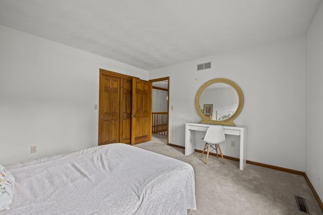 1235 Crooked Tree Court, Westerville, OH 43081