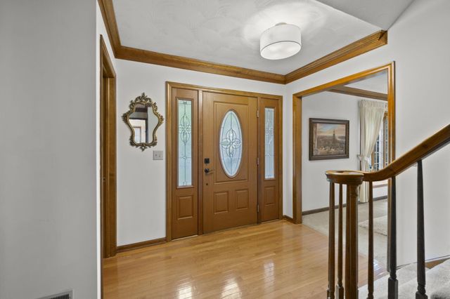 1235 Crooked Tree Court, Westerville, OH 43081