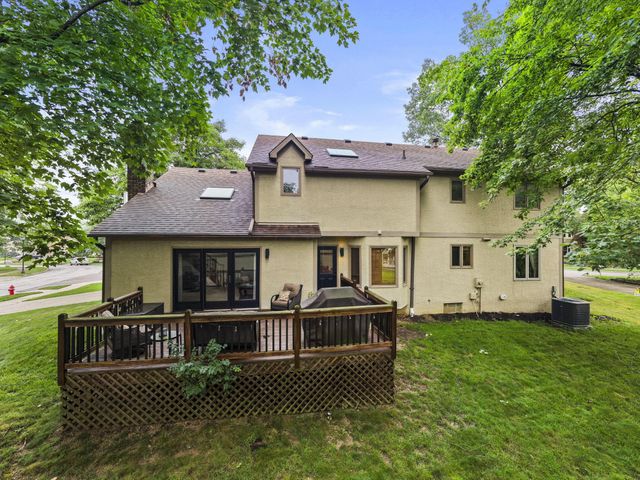 1235 Crooked Tree Court, Westerville, OH 43081