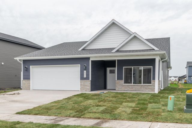 6272 86th Avenue S, Horace, ND 58047