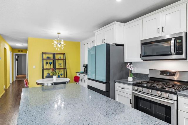 315 Kona Lane, Palm Springs, CA 92264