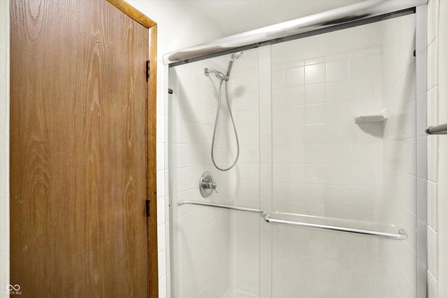 8714 Flintlock Court, Indianapolis, IN 46256