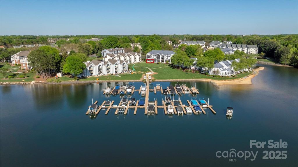 18700 Nautical Drive 101, Cornelius, NC 28031