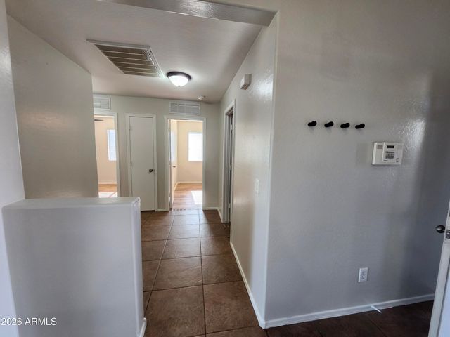 23739 N EL FRIO Court, Sun City, AZ 85373