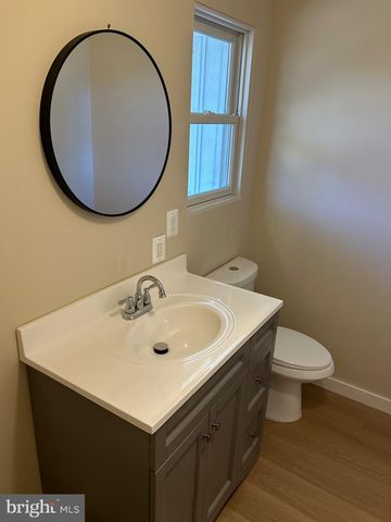 28 CEDAR ST, New Egypt, NJ 08533