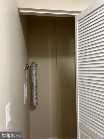 28 CEDAR ST, New Egypt, NJ 08533