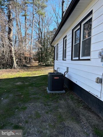 28 CEDAR ST, New Egypt, NJ 08533