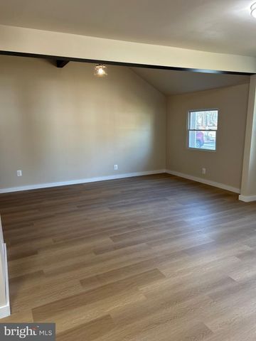 28 CEDAR ST, New Egypt, NJ 08533