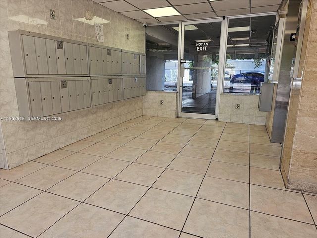 1225 NE 124th Street 24B, North Miami, FL 33161