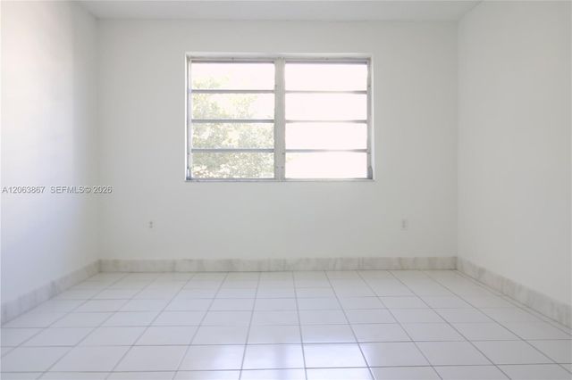 1225 NE 124th Street 24B, North Miami, FL 33161