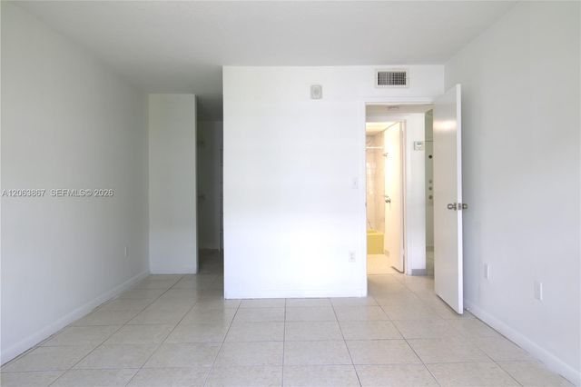 1225 NE 124th Street 24B, North Miami, FL 33161