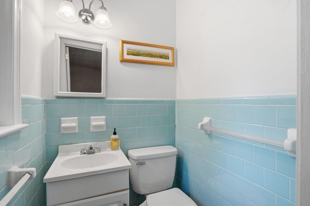 1239 Fort Drive, Hanahan, SC 29410