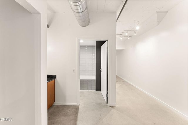 530 S Hewitt Street 130, Los Angeles, CA 90013