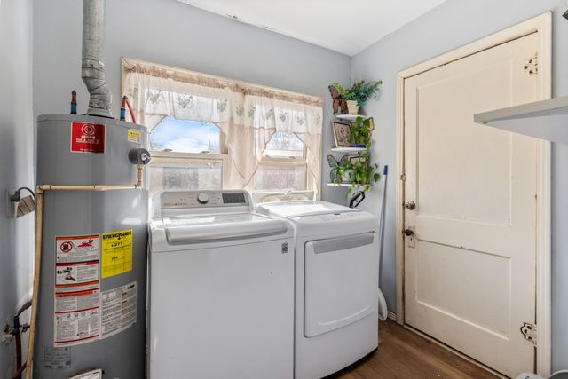 141 Long St, W, Mc Ewen, TN 37101