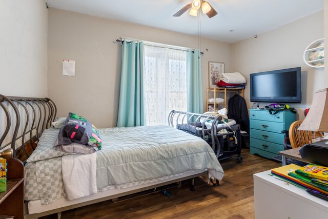 141 Long St, W, Mc Ewen, TN 37101