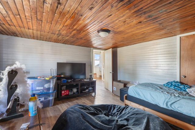 141 Long St, W, Mc Ewen, TN 37101