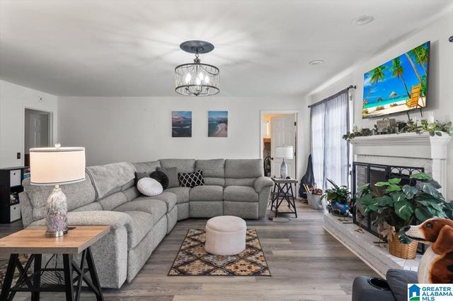 2116 WREN AVENUE, Cullman, AL 35055