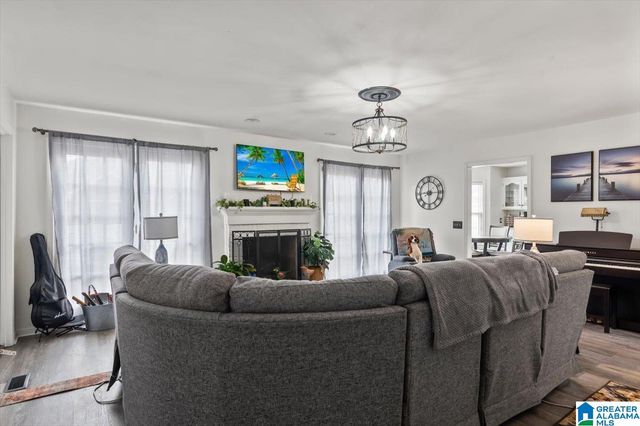 2116 WREN AVENUE, Cullman, AL 35055