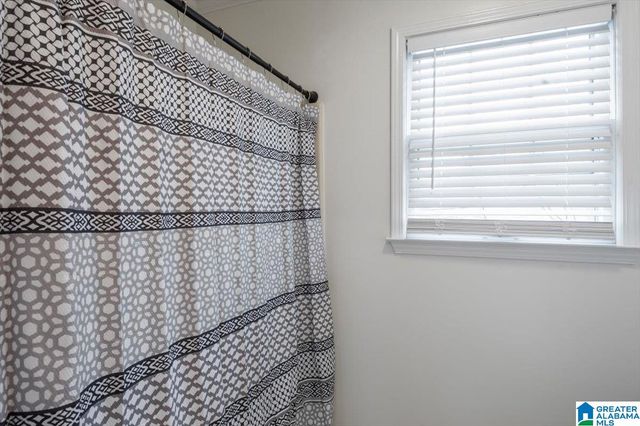 2116 WREN AVENUE, Cullman, AL 35055