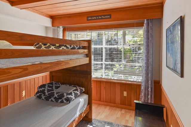 19 Margaret Place, Lake Placid, NY 12946