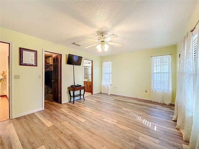 3529 SAIL FISH AVENUE, Fruitland Park, FL 34731