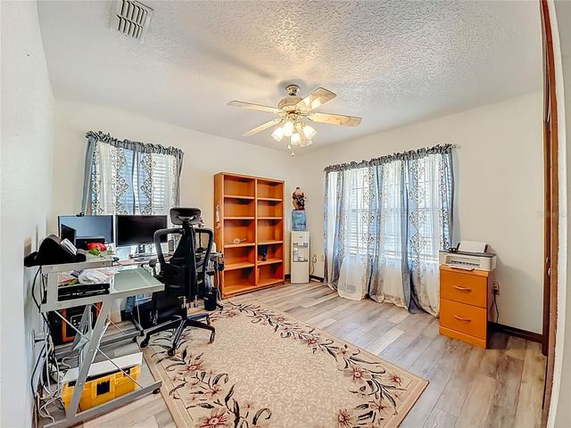 3529 SAIL FISH AVENUE, Fruitland Park, FL 34731