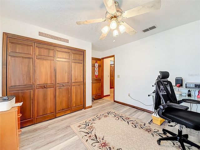 3529 SAIL FISH AVENUE, Fruitland Park, FL 34731