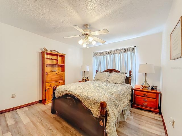 3529 SAIL FISH AVENUE, Fruitland Park, FL 34731