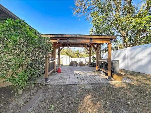 3529 SAIL FISH AVENUE, Fruitland Park, FL 34731