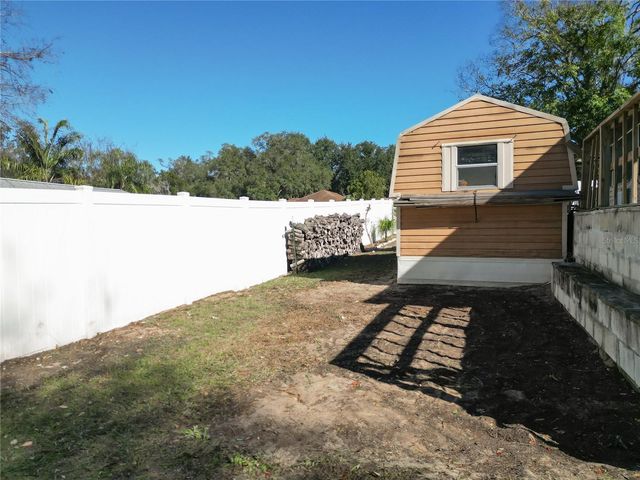 3529 SAIL FISH AVENUE, Fruitland Park, FL 34731