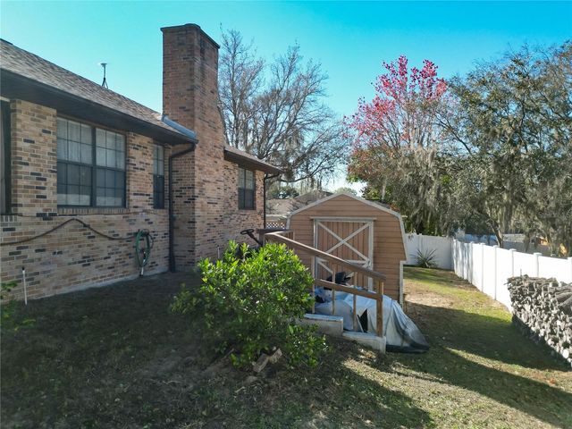 3529 SAIL FISH AVENUE, Fruitland Park, FL 34731