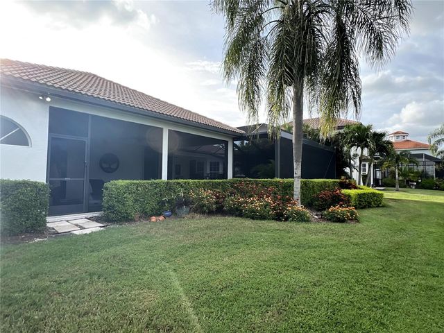7555 TORI WAY, Bradenton, FL 34202