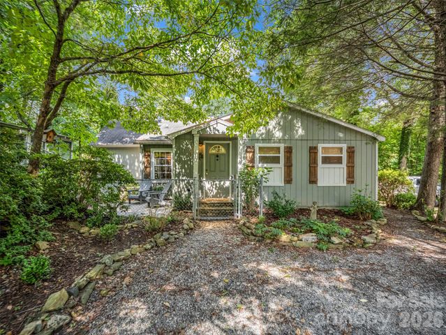 239 Havnaers Point, Lake Lure, NC 28746