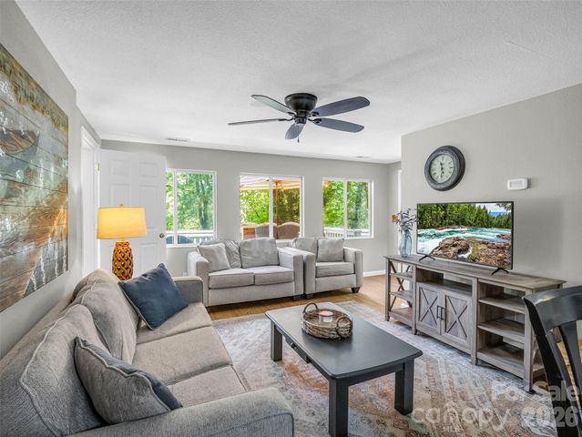 239 Havnaers Point, Lake Lure, NC 28746