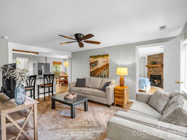 239 Havnaers Point, Lake Lure, NC 28746