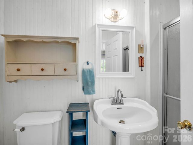 239 Havnaers Point, Lake Lure, NC 28746