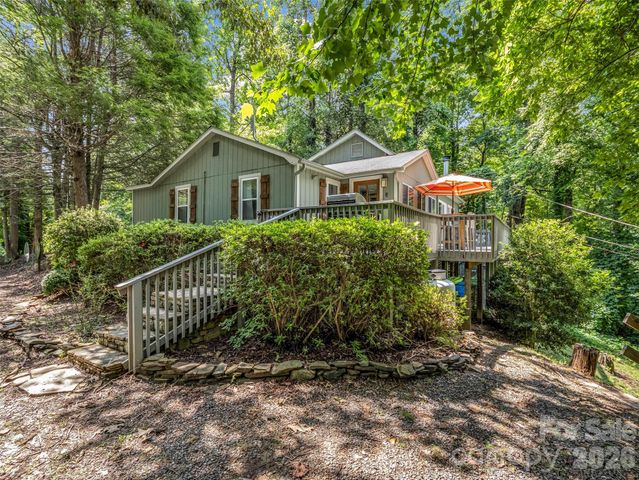 239 Havnaers Point, Lake Lure, NC 28746