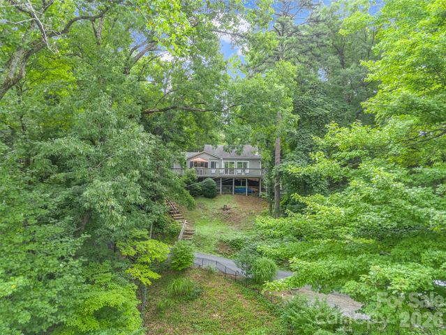 239 Havnaers Point, Lake Lure, NC 28746